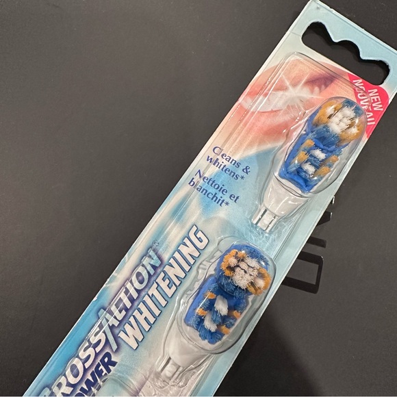 Oral B Cross Action Power Whitening Brush heads - Picture 2 of 5